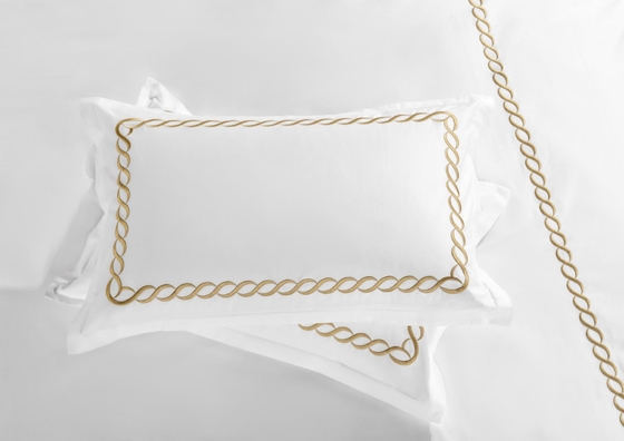 Couverture de couette brodée en coton blanche durable
