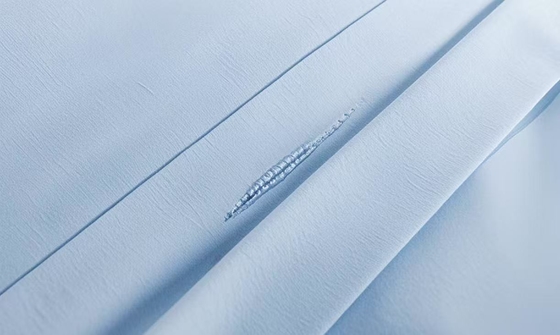 Ensemble de housse de couette en coton seersucker et polyester recyclé durable, bleu clair, pour lit King